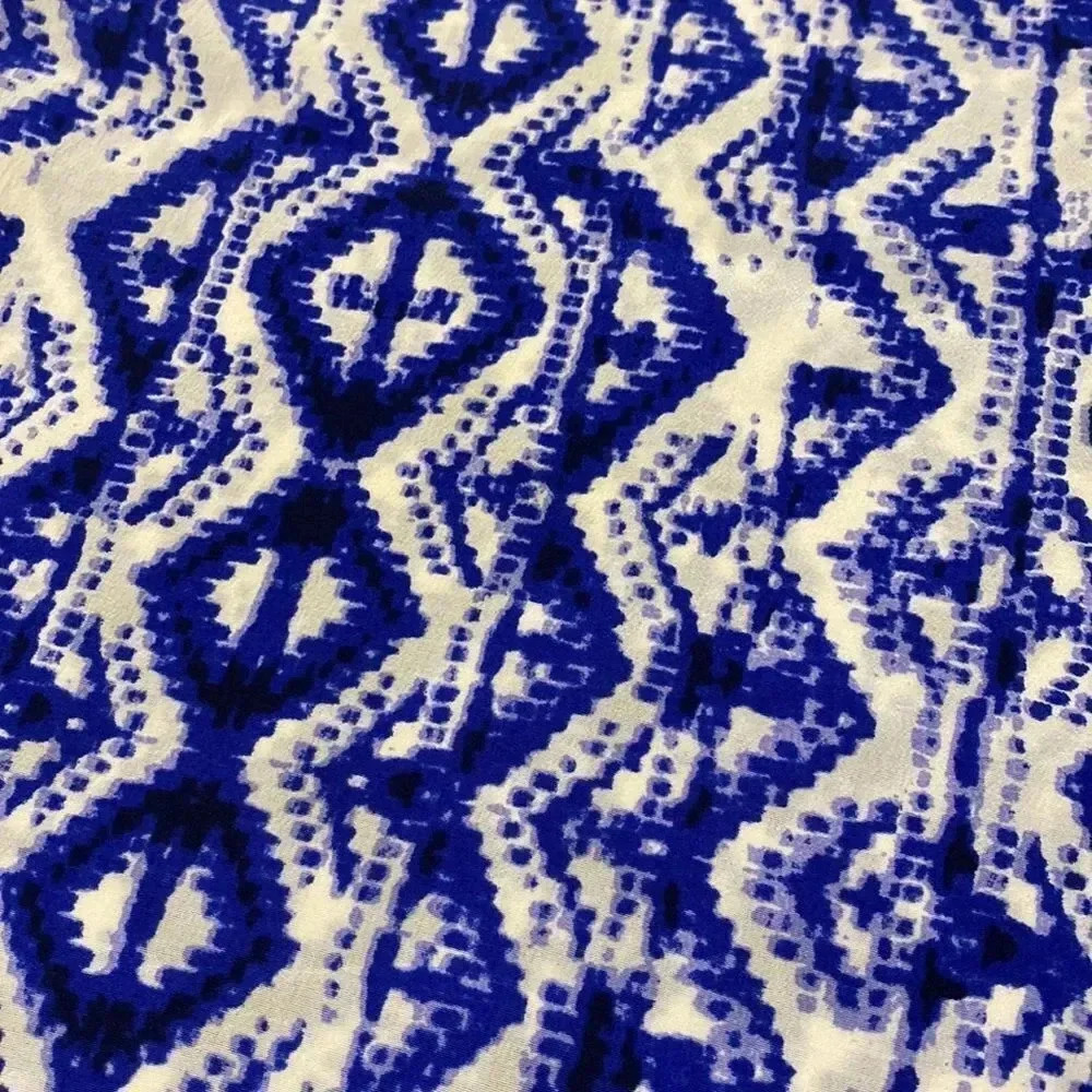 Cynthia Rowley TJX Blue White Aztec Tribal Sleeveless Tunic Silk Blouse Size M - Picture 4 of 6